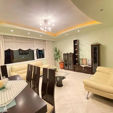 Apartament House - Spacious With 2 Bedrooms And Mountain View Florina